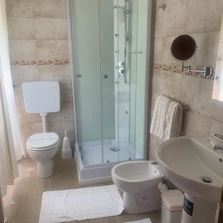 Albergo Al Lago Anfo Exterior photo